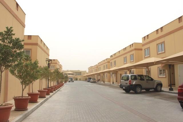 Villas, Club Hous...